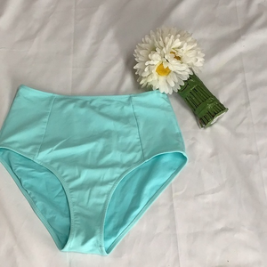 VERANDAH  WOMENS’S SWIMWEAR COVER‎ UP